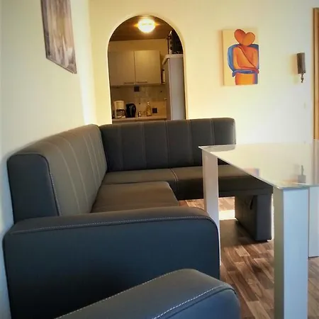 Ferienwohnung Goldschmidt * Zell an der Mosel